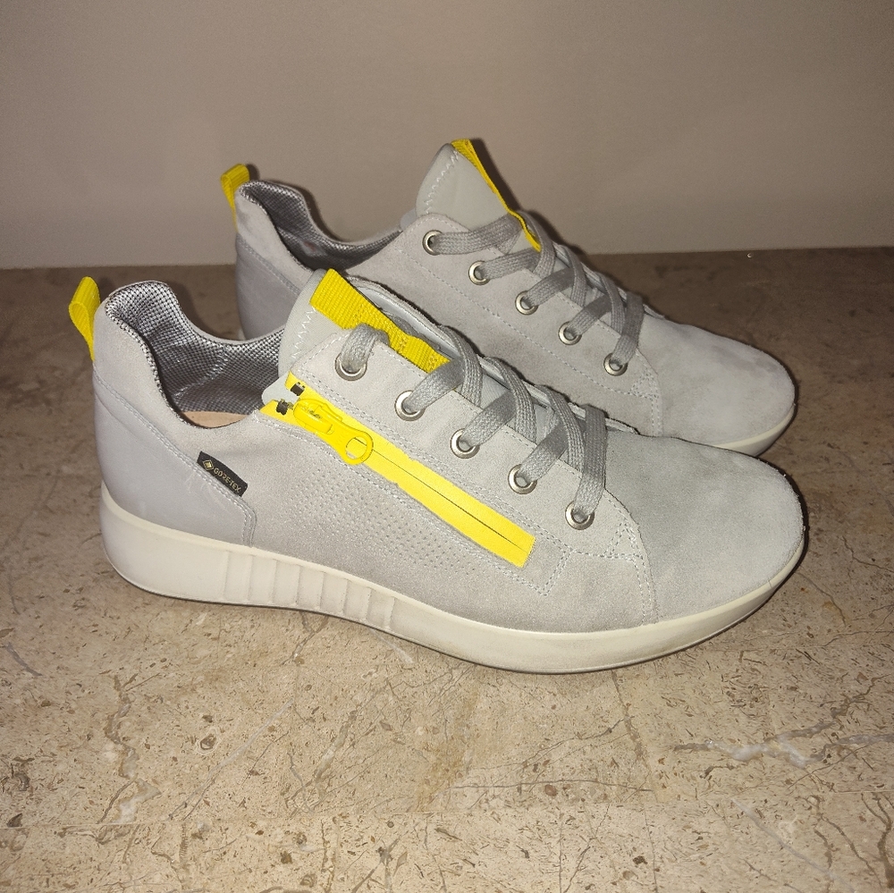 LEGERO Essence